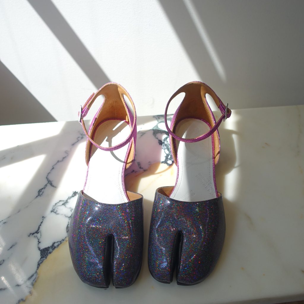 Maison Margiela】Tabi ankle strap shoes – LA VILLA ROUGE Blog